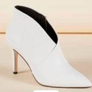Jessica Simpson White Pointed Toe Stiletto Ankle Bootie